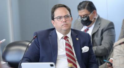 El exministro de Energía, Xavier Vera Grunauer, durante una comparecencia en la Asamblea este 12 de octubre de 2022.