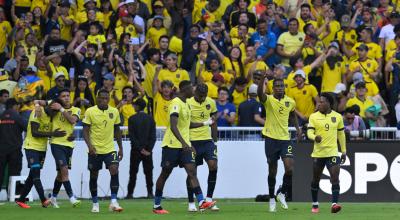 Los jugadores de Ecuador celebran en la victoria ante Uruguay, el 12 de septiembre de 2023.