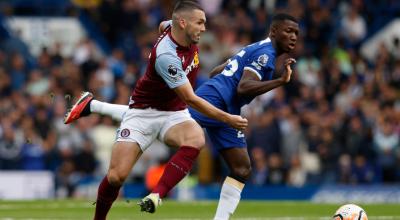 Moisés Caicedo, durante el partido del Chelsea ante Aston Villa, el 24 de septiembre de 2023.