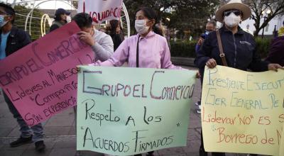 Empleados y exempleados de El Comercio en una protesta en enero de 2022.