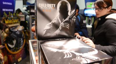 Imagen referencial de un aviso del videojuego Call of Duty, cuya empresa fue comprada por Microsoft, el 13 de octubre de 2023.