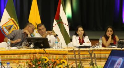 Jorge Glas, Rafael Corea, Luisa González y Paola Pabón, el 12 de mayo de 2017, en Montecristi.