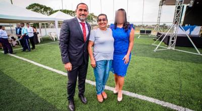 El exalcalde de Durán, Dalton Narváez, sufrió un atentado el 28 de octubre; y su madre, Mariana Mendieta, exalcaldesa de Durán, fue secuestrada días antes, el 5 de octubre de 2023. La foto es de los dos exfuncionarios es de mayo del 2022. 