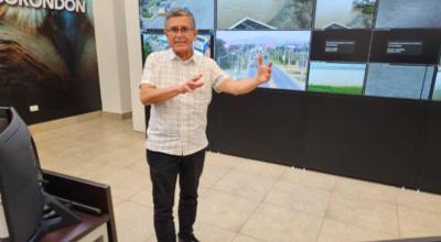 El experto colombiano en seguridad, Hugo Acero, trabaja en un plan antidelincuencial con el Municipio de Samborondón, en Guayas. 