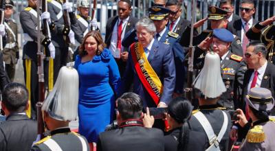 El presidente Guillermo Lasso, ingresando a la Asamblea Nacional, el 23 de noviembre de 2023.