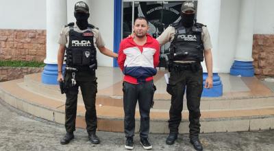 Un hombre fue detenido en Guayaquil, tras la explosión en exteriores de una discoteca en el norte de la ciudad, el 1 de diciembre de 2023.