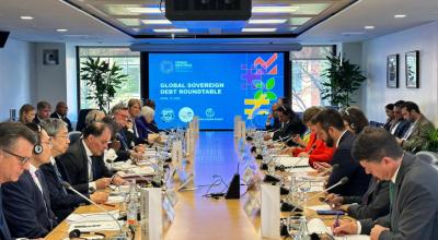 El entonces ministro de Economía, Pablo Arosemena, participa en una mesa redonda sobre deuda con el FMI y el Departamento del Tesoro de Estados Unidos. Foto del 12 de abril de 2023.