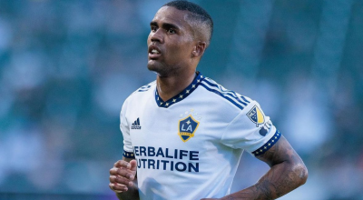 Douglas Costa, durante un partido con Los Angeles Galaxy, en 2023.