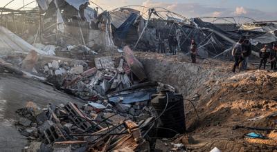 Vista frontal de un lugar destruido en Rafah, luego del bombardeo israelí en Gaza, el 19 de febrero de 2024.