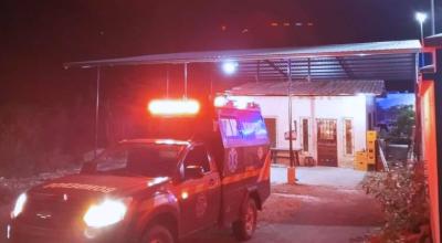 Una ambulancia del Cuerpo de Bomberos en el cantón Yantzaza, en Zamora Chinchipe.