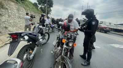 Foto referencial de un operativo de motos en Guayaquil, el 14 de agosto de 2023. 