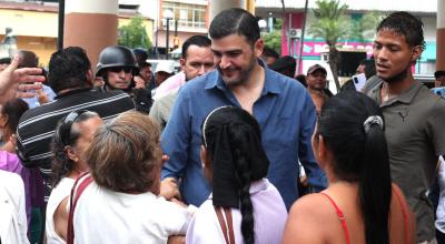 El alcalde de Guayaquil, Aquiles Alvarez, durante el recorrido de una solución vial en la ciudad, el 27 de febrero de 2024.