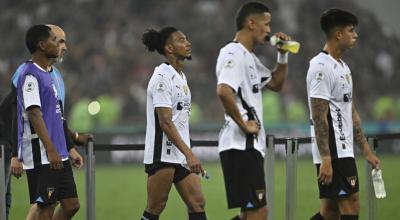 Los jugadores de Liga de Quito, después de perder ante Fluminense, en la Recopa Sudamericana, el 29 de febrero de 2024.