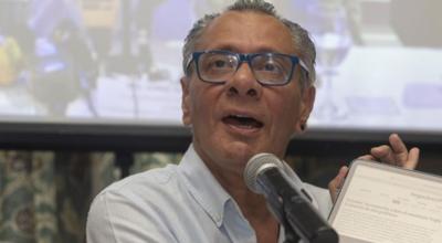 El exvicepresidente de Ecuador, Jorge Glas, en una rueda de prensa. 