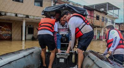 Damnificados de inundación en Chone el 21 de febrero de 2024.