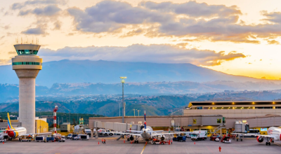 Imagen referencial de la pista del Aeropuerto Internacional Mariscal Sucre, de Quito. 