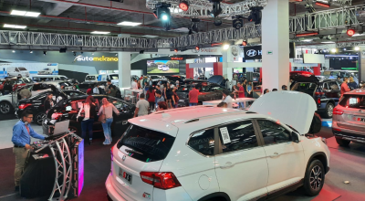 Imagen referencial de exhibición de carros en la feria Automundo 2022, en Quito. 