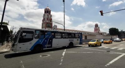 La ATM propone una tarifa de USD 0,45 para el pasaje en buses urbanos y la Metrovía, en Guayaquil. 