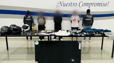 Tres presuntos miembros de Los Lobos fueron detenidos en Quito.