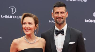 El tenista serbio Novak Djokovic y su pareja Jelena Djokovic su llegada a la gala de entrega de los Premios Laureus, el lunes 22 de abril de 2024.