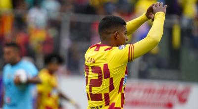 Luis Cano celebrando su gol ante Libertad, 5 de mayo de 2024.