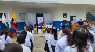 Imagen referencial. Estudiantes de una institución educativa de Esmeraldas, el 6 de mayo de 2024.