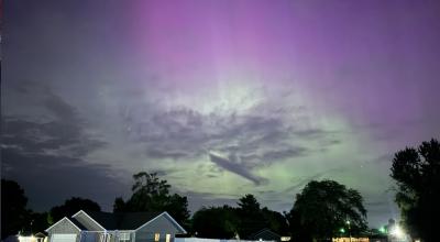 Esta imagen cortesía de Ryan Prewitt muestra la aurora boreal sobre Ohio, durante una tormenta geomagnética el 10 de mayo de 2024.