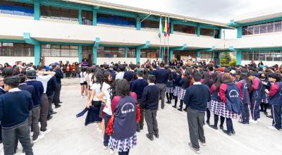 Estudiantes de un plantel educativo en Cañar, el 10 de abril de 2024.