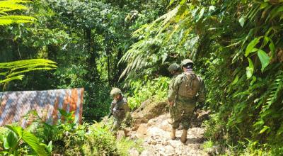 Miembros del Ejército en labores de búsqueda de un cabo desparecido en Carchi, desde el 18 de mayo de 2024.