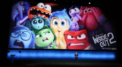 Tony Chambers, vicepresidente senior de distribución de estudios de The Walt Disney Company EMEA, habla en el escenario sobre la película 'Inside Out 2', el 11 de abril de 2024.