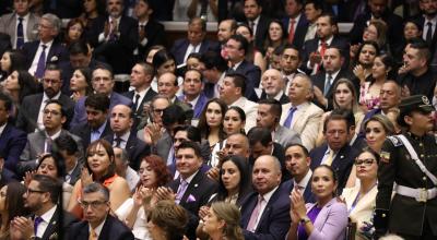 Asambleístas de las bancadas de ADN, Construye, Partido Social Cristiano y algunos independientes llegaron a la Asamblea para escuchar a Daniel Noboa.