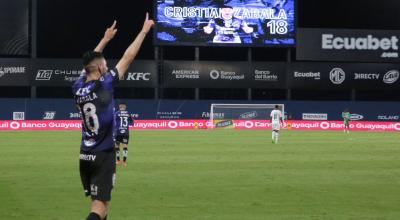 El jugador Cristian Zabala, de Independiente del Valle, festeja un gol ante Liga de Quito por LigaPro, el 18 de mayo de 2024.