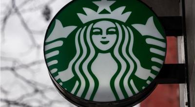 Imagen referencial del logo de Starbucks.