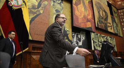 El presidente de la Asamblea, Henry Kronfle (PSC), en la sala de sesiones del Pleno el 29 de mayo de 2024.