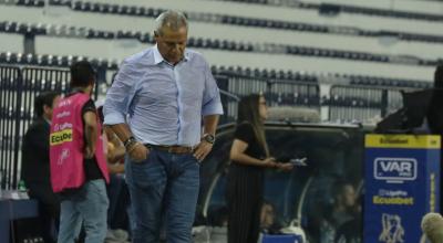 El DT de Emelec, Hernán Torres, durante el partido ante Universidad Católica, por la Fecha 11 de la LigaPro.