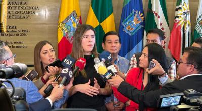 La bancada oficialista de ADN, rechazó este 4 de junio el intento correísta de incluir en el debate la situación de Verónica Abad.