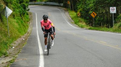 Richard Carapaz durante un entrenamiento en Tulcán, en mayo de 2024. 