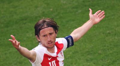 Luka Modric durante el partido entre Croacia y Albania.