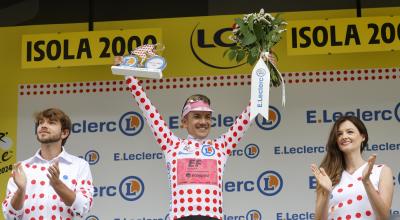 Richard Carapaz, con el maillot de líder de la montaña del Tour de Francia, el 19 de julio de 2024.