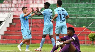 Los jugadores de Universidad Católica festejan el gol de José Fajardo, el 28 de julio de 2024.