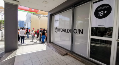 Oficina de Worldcoin ubicada en la calle Panamá, entre Tomás Martínez e Imbabura, en el centro de Guayaquil, una de las tres ubicaciones de la empresa en la ciudad.