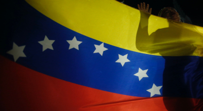 La bandera de Venezuela en una manifestación, 31 de julio de 2024.