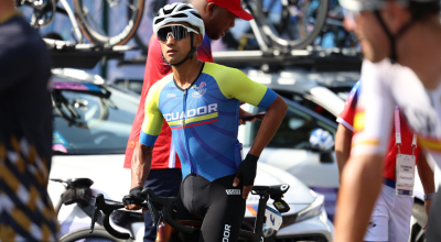 Jhonatan Narváez, durante la prueba de ciclismo de ruta en los Juegos Olímpicos de París, el 3 de agosto de 2024.