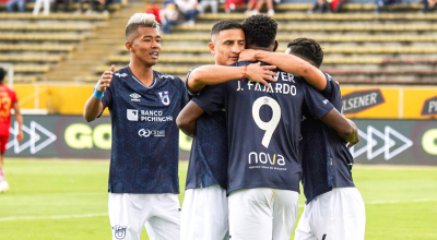 Jugadores de Universidad Católica festejando su gol ante El Nacional, 4 de agosto de 2024.