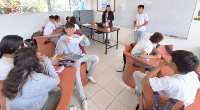 Estudiantes en una institución educativa fiscal de la Sierra.