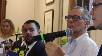 El exvicepresidente de Ecuador, Jorge Glas, en una rueda de prensa el 17 de agosto de 2023, en Guayaquil.