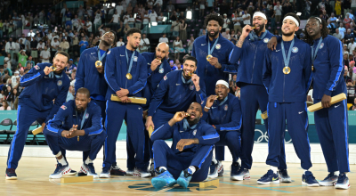 El 'Dream Team' festejando con la medalla de oro, 10 de agosto de 2024.