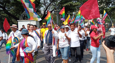 Militantes de Pachakutik y Unidad Popular, en un acto conjunto, el 3 de enero de 2023.