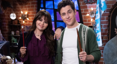 Selena Gomez y David Henrie en el set de 'Wizards Beyond Waverly Place'