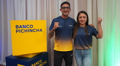 Daniel Pintado y Glenda Morejón, durante un conversatorio en Quito, el 15 de agosto de 2024.